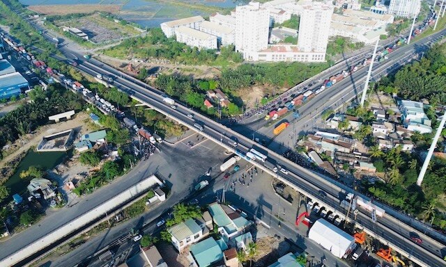 Nút giao An Phú đạt 75% kế hoạch, Vành đai 3 trên 80% khối lượng, Quốc lộ 50 hoàn thành 98%