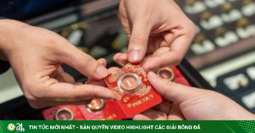 Giá vàng thế giới sắp "đuổi kịp" trong nước, chuyên gia "giải mã" nguyên nhân