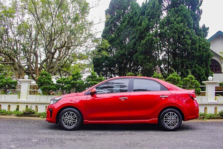 Giá xe KIA Soluto tháng 8/2026, giảm 26 triệu đồng
