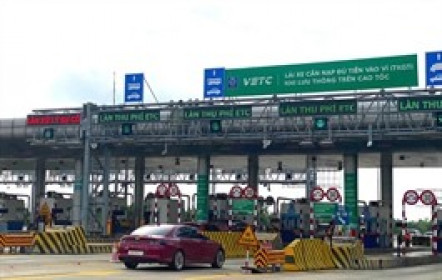 Chính phủ yêu cầu 5 Bộ, ngành vào cuộc kiểm tra thông tin thu phí tài khoản giao thông