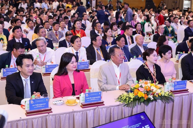 Thủ tướng Lê Minh Hưng: Doanh nghiệp nhỏ và vừa phải trở thành nguồn bổ sung liên tục cho lớp doanh nghiệp lớn