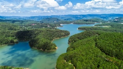 Lâm Đồng đẩy nhanh quy hoạch khu du lịch hồ Tuyền Lâm hơn 2,900ha, nghiên cứu bố trí một phần đất ở