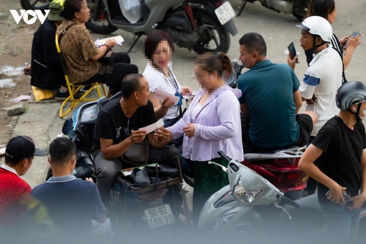 “Sốt” vé chung kết Việt Nam vs Thái Lan, “chợ đen” hét giá hơn 10 triệu một cặp