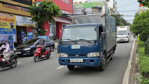 Doanh nghiệp 'kêu cứu' khi xe tải bị cấm vào đường kết nối KCN