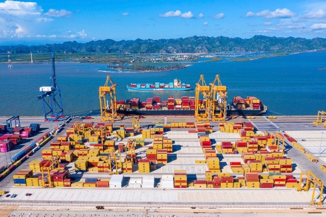 Những ông trùm đầu tư hạ tầng trên sàn chứng khoán