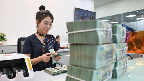 Có nên gửi tiết kiệm ở ngân hàng nhỏ để lấy lãi cao hơn?