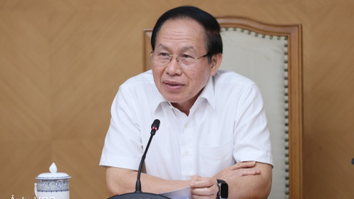 Phó thủ tướng: Sách giáo khoa phải cung ứng như mặt hàng thiết yếu