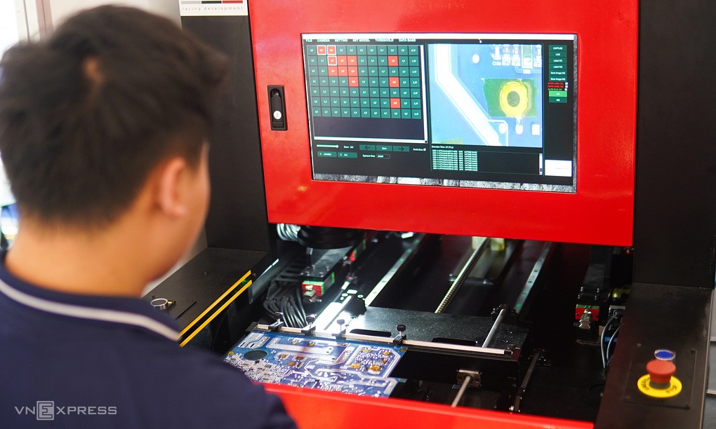 Vì sao nhập khẩu sản phẩm, linh kiện điện tử tăng mạnh?