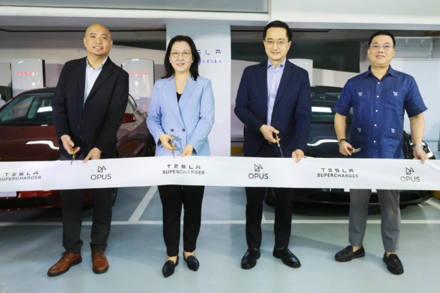 Sau Starlink, tỷ phú Elon Musk sẽ mang xe Tesla bán ở Việt Nam?