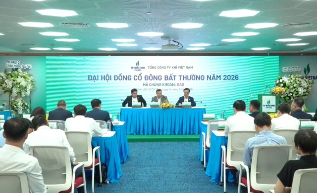 ĐHĐCĐ bất thường PV GAS: Thông qua miễn nhiệm Chủ tịch và Tổng Giám đốc