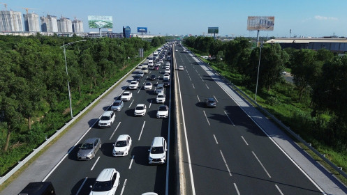 Phó thủ tướng: Phạt không giữ khoảng cách cần có lộ trình