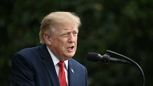 Ông Trump vẫn giục Fed giảm lãi suất