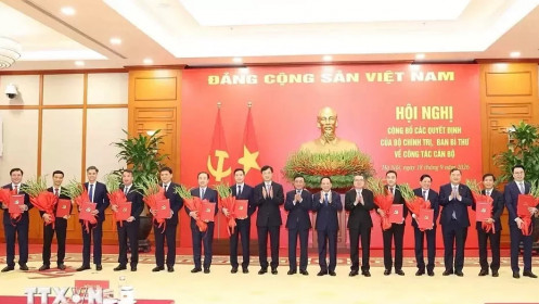 Bộ Chính trị điều động nhân sự 6 Ủy viên Trung ương Đảng