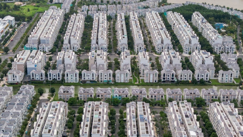 Chính phủ giữ quy định bắt buộc công chứng giao dịch đất đai