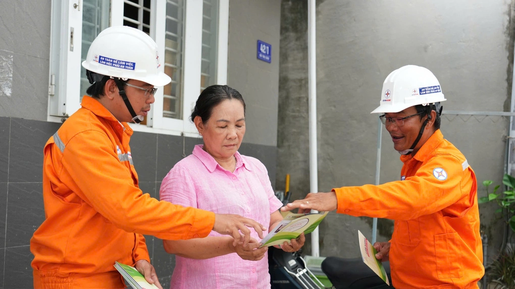EVNHCMC triển khai phương án bảo đảm an toàn điện mùa mưa bão