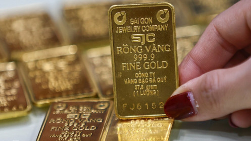 Giá vàng hôm nay: Giá vàng miếng xuống thấp nhất một tháng