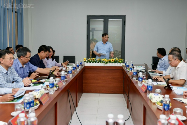 Phó Thủ tướng: TPHCM không thể thiếu điện cho tăng trưởng