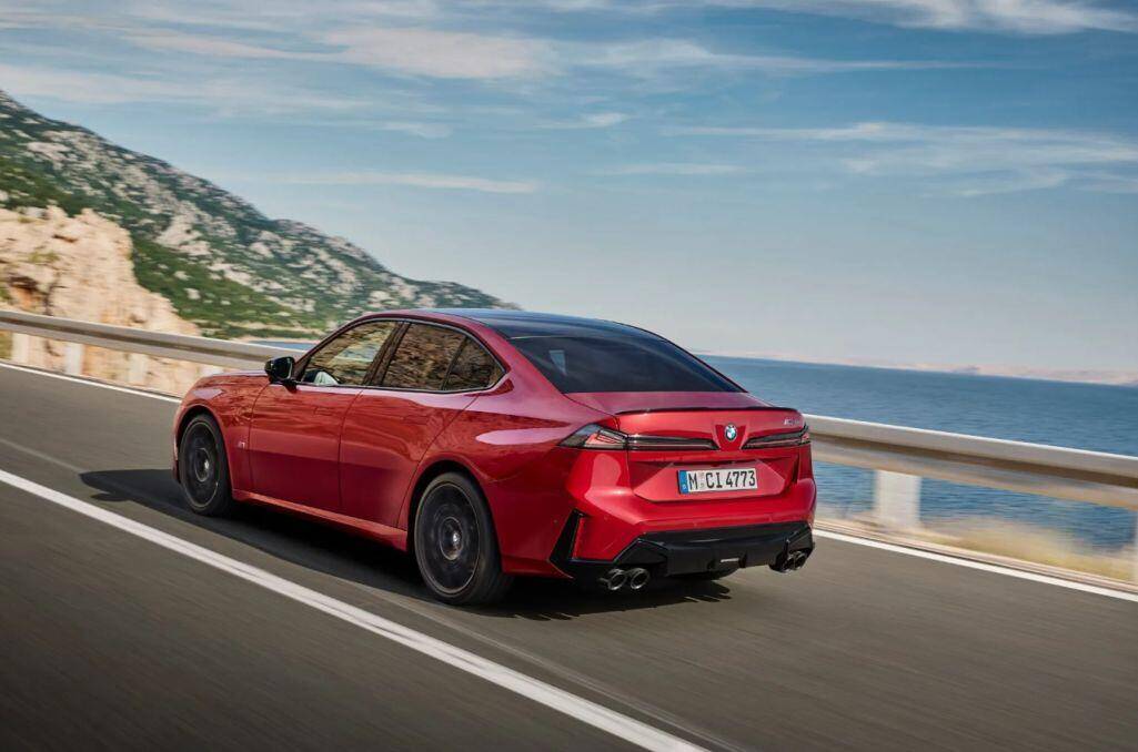 BMW 3-Series mới lộ diện, thiết kế gây tranh cãi