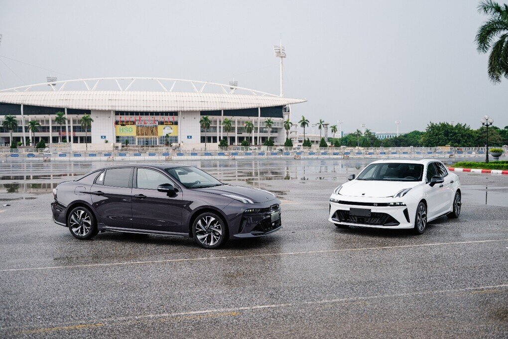 Lynk & Co 03 - sedan thể thao cho giới trẻ