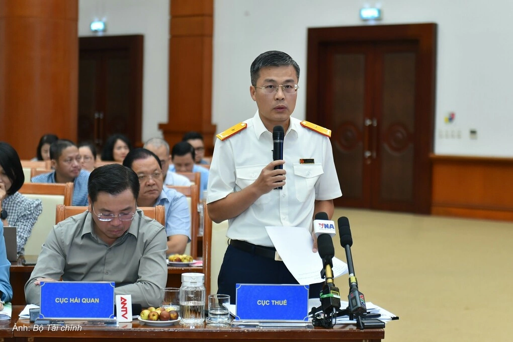 Bộ Tài chính yêu cầu làm rõ việc "gỡ mạo danh lập doanh nghiệp mất vài năm"