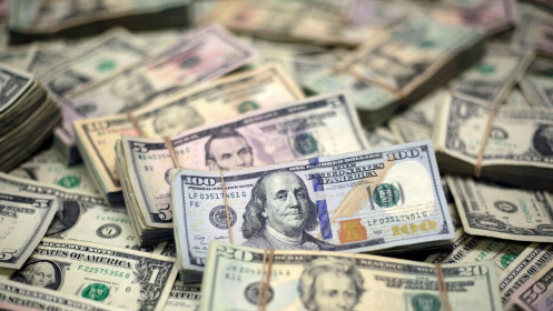 Giá USD thế giới vẫn quanh đỉnh 18 tháng