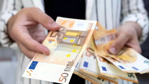 Giá euro xuống dưới 30.000 đồng