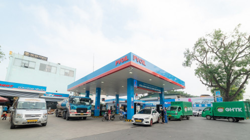 PVOIL giảm giá xăng dầu tại 1.100 cửa hàng