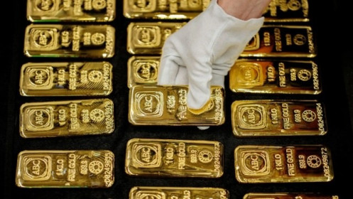 Vàng thế giới giảm khi lợi suất trái phiếu Mỹ neo cao
