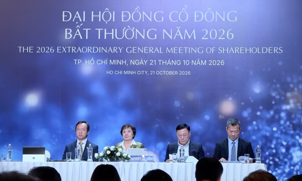 Bà Cao Thị Ngọc Dung: 'Hết cách, tôi mới bán cổ phiếu PNJ'