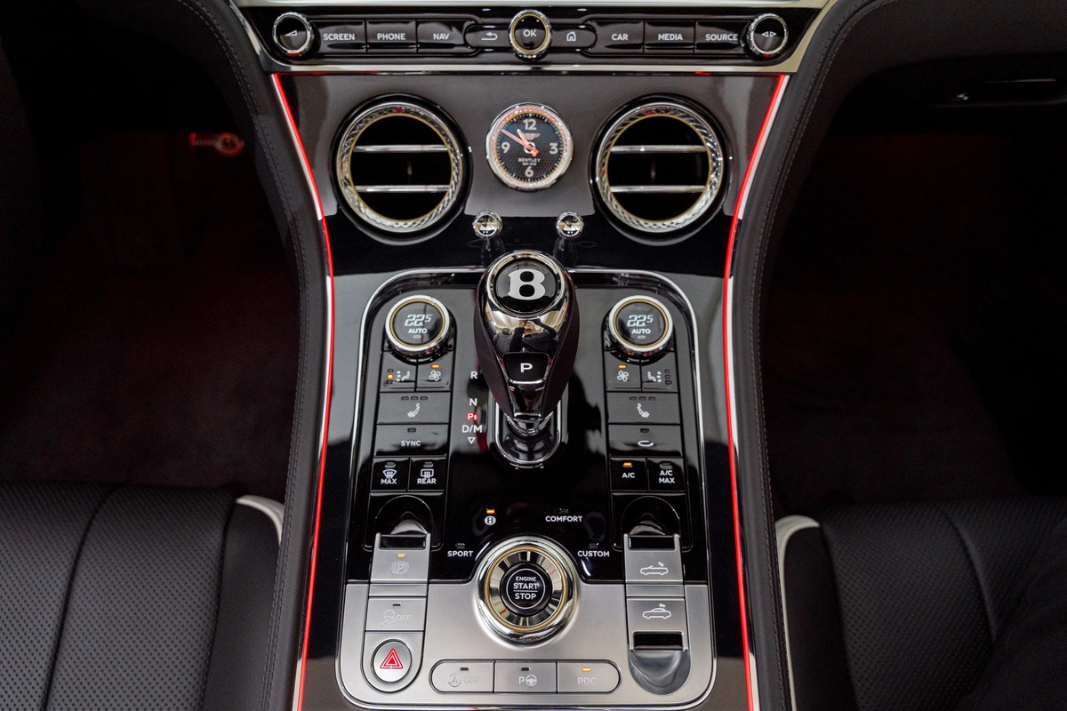 Bentley Continental GTC S Vietnam Skyline - siêu sang độc bản giá 18,9 tỷ đồng