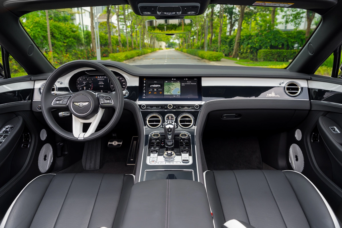 Bentley Continental GTC S Vietnam Skyline - siêu sang độc bản giá 18,9 tỷ đồng