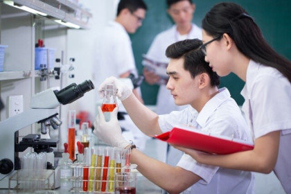 Chính phủ đặt mục tiêu dành 0.1% GDP mỗi năm cho nhân tài