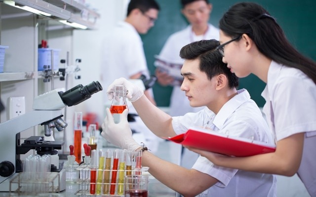 Bộ Nội vụ đề xuất miễn thuế thu nhập cá nhân 5 năm cho nhân tài
