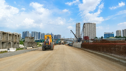 Lợi nhuận Vinaconex lao dốc hơn 90%, dòng tiền kinh doanh âm hơn 1,800 tỷ