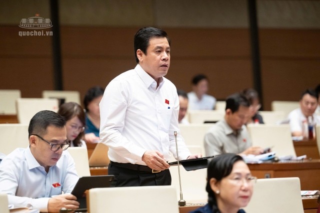 Đại biểu Quốc hội đề nghị kiểm soát chặt tiền đặt cọc, bảo lãnh mua nhà hình thành trong tương lai