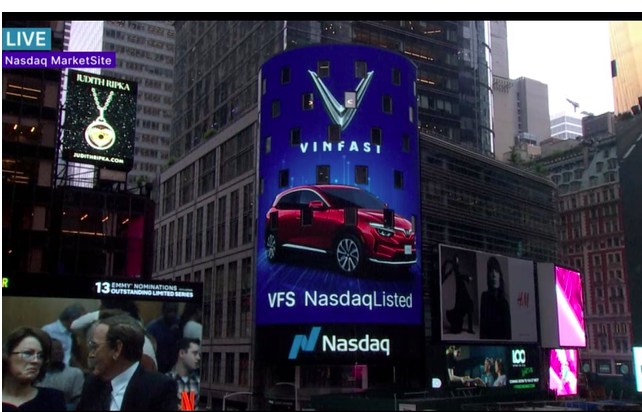 VinFast tặng quà tương đương 30 cổ phiếu VFS cho các chủ xe