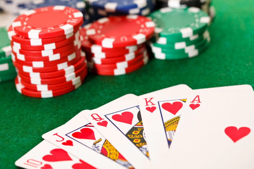 Chứng khoán - Poker: Tâm lý khi đầu tư