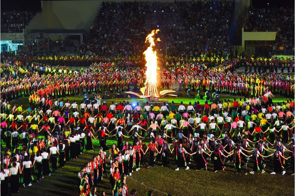 Giải đua ngựa Shanrila Mường Lò 2024: Tổ chức lần đầu tiên giữa lòng di sản Nghĩa Lộ, Yên Bái. Là một  ...