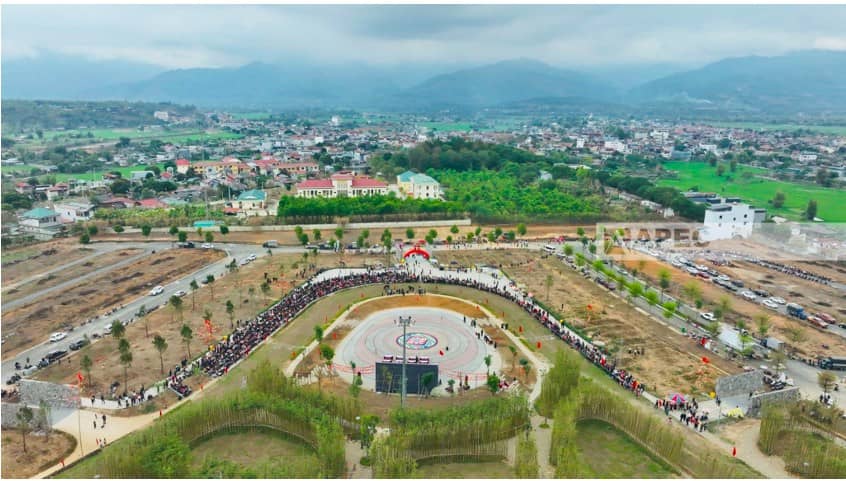 Ngày Hội Đua Ngựa Tây Bắc - Kết nối văn hóa với làn sóng tương lai. Tiếp nối thành công của Giải Đua  ...