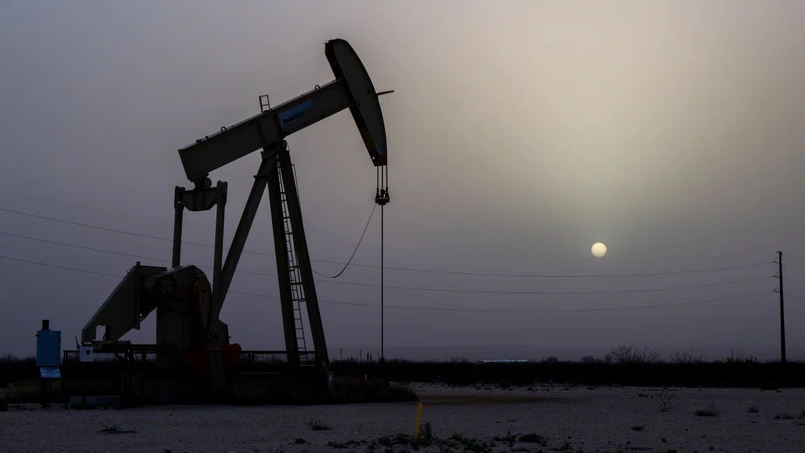 Giá dầu tăng là mối đe dọa số 1 đối với nền kinh tế Mỹ