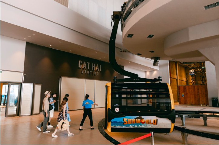 Giá vé cáp treo đi Cát Bà chỉ còn 50.000 đồng/chiều