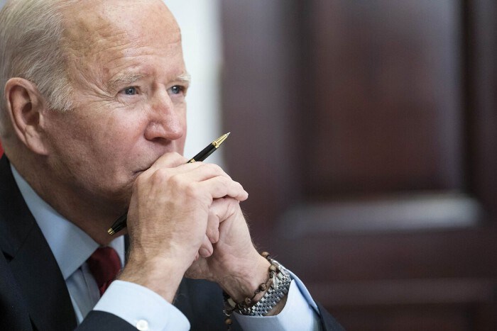 Báo Mỹ: Ông Biden cân nhắc rời cuộc đua vào Nhà Trắng