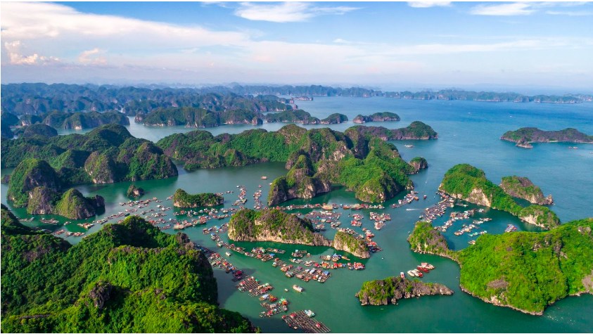 Kỳ lạ phương tiện giao thông cưỡi lừa hoặc đi bộ giữa thế kỷ 21