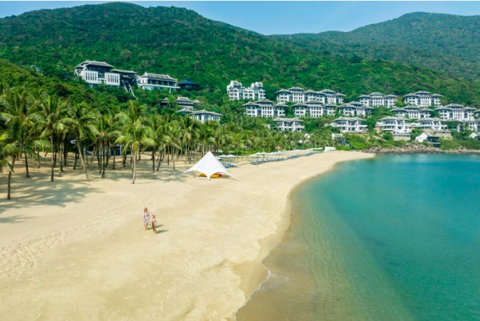 InterContinental Danang Sun Peninsula Resort tung ưu đãi hấp dẫn dành cho du khách Việt trong tháng 7