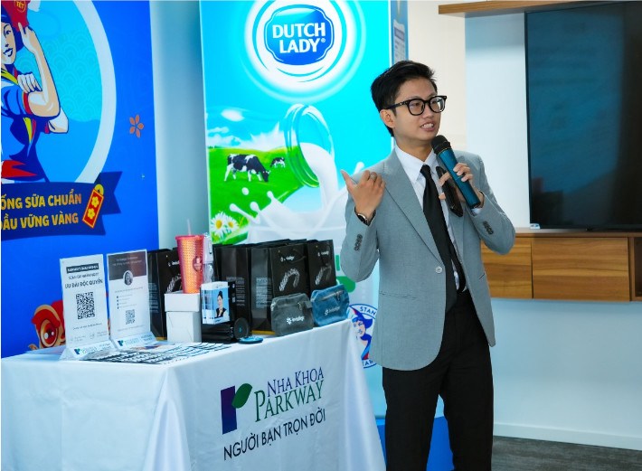 Nha khoa Parkway đồng hành cùng Tập đoàn FrieslandCampina chăm sóc nụ cười khỏe đẹp từ gốc!