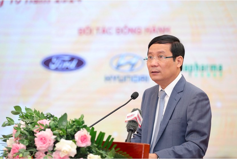 Cần khơi dậy mạnh mẽ khí thế, tinh thần kinh doanh trong xã hội và trong cộng đồng doanh nhân, doanh  ...