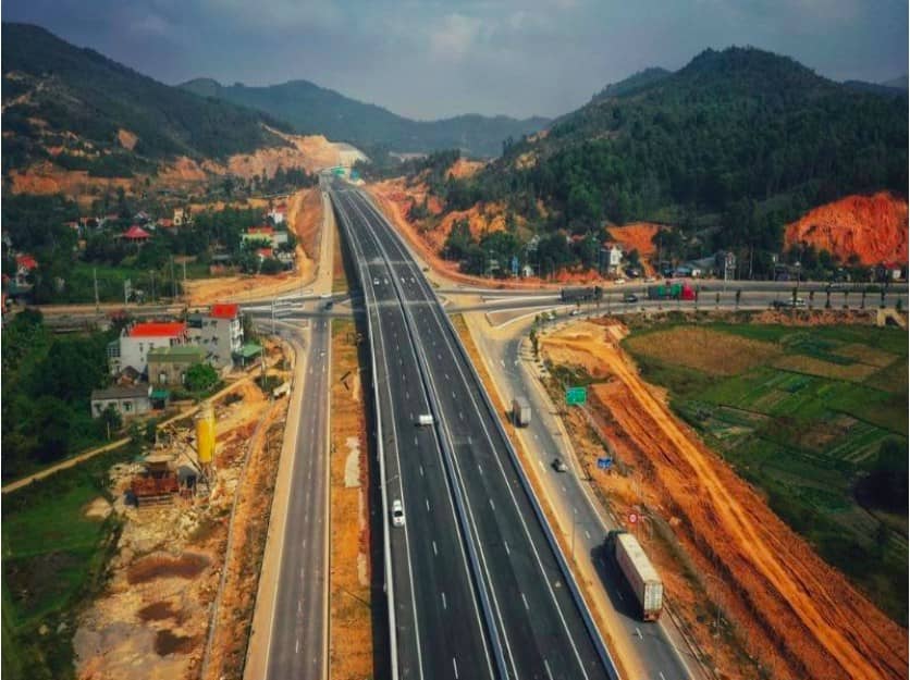Cần khơi dậy mạnh mẽ khí thế, tinh thần kinh doanh trong xã hội và trong cộng đồng doanh nhân, doanh  ...