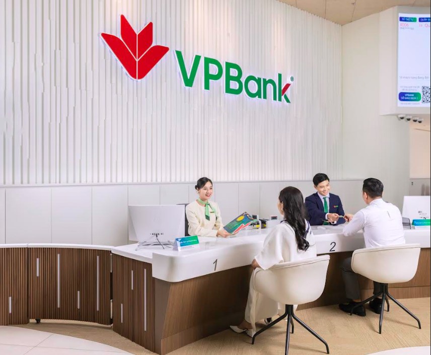 Tăng trưởng Q4 của VPBank tập trung vào bán lẻ, SME và FDI 