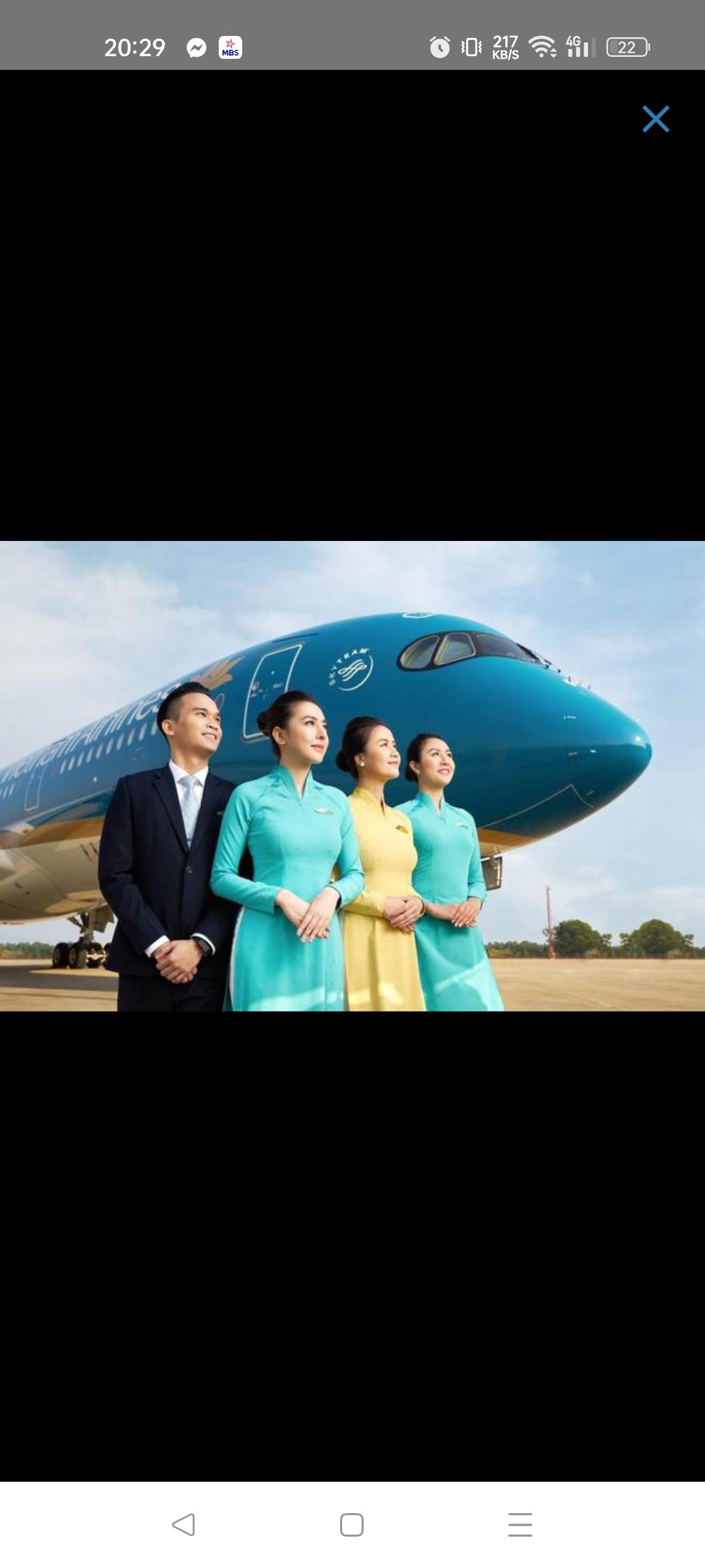 trong 9 tháng đầu năm nay, Vietnam Airlines đã khai thác an toàn 106.400 chuyến bay trong 9 tháng đầu năm nay. Qua đó, chuyên chở 17,2 triệu lượt hành khách và gần 226.000 tấn hàng hoá, bưu kiện, lần lượt tăng 8,9% và 42% so với cùng kỳ năm 2023.