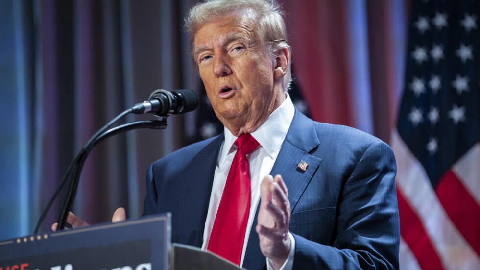 Ông Trump dọa áp thuế 100% với các nước BRICS